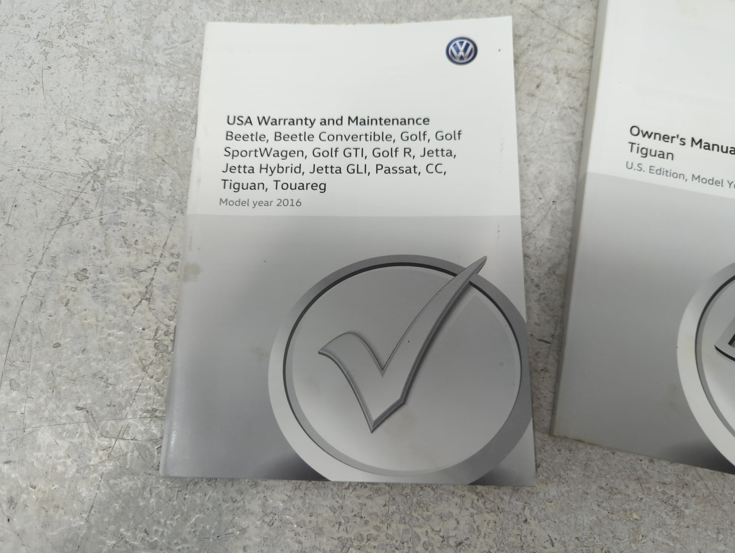 2016 Volkswagen Tiguan Owners Manual Book Guide P/N:5N0012723BB OEM Used Auto Parts - Oemusedautoparts1.com