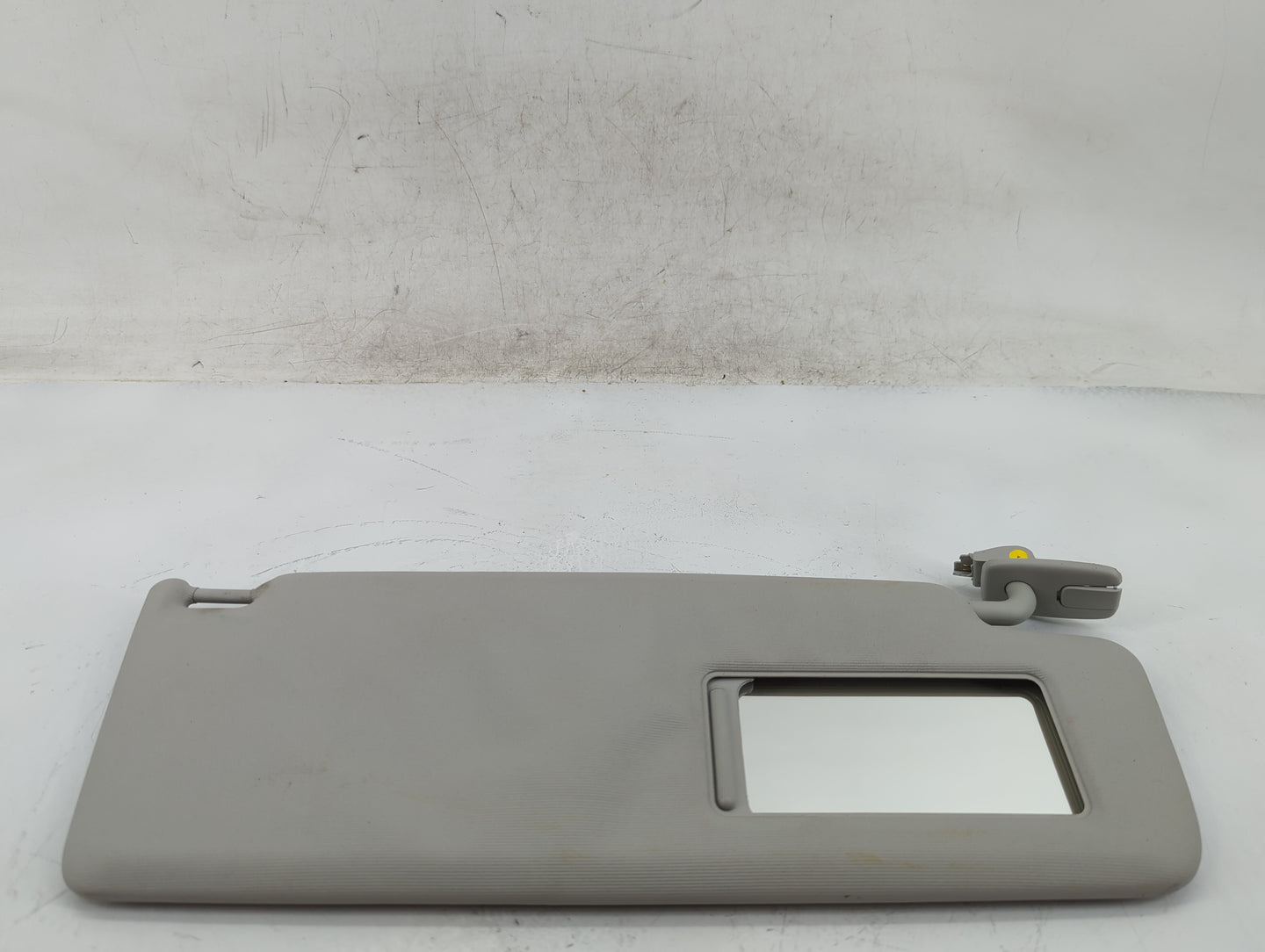 2009-2018 Volkswagen Tiguan Sun Visor Shade Replacement Passenger Right Mirror Fits OEM Used Auto Parts - Oemusedautoparts1.