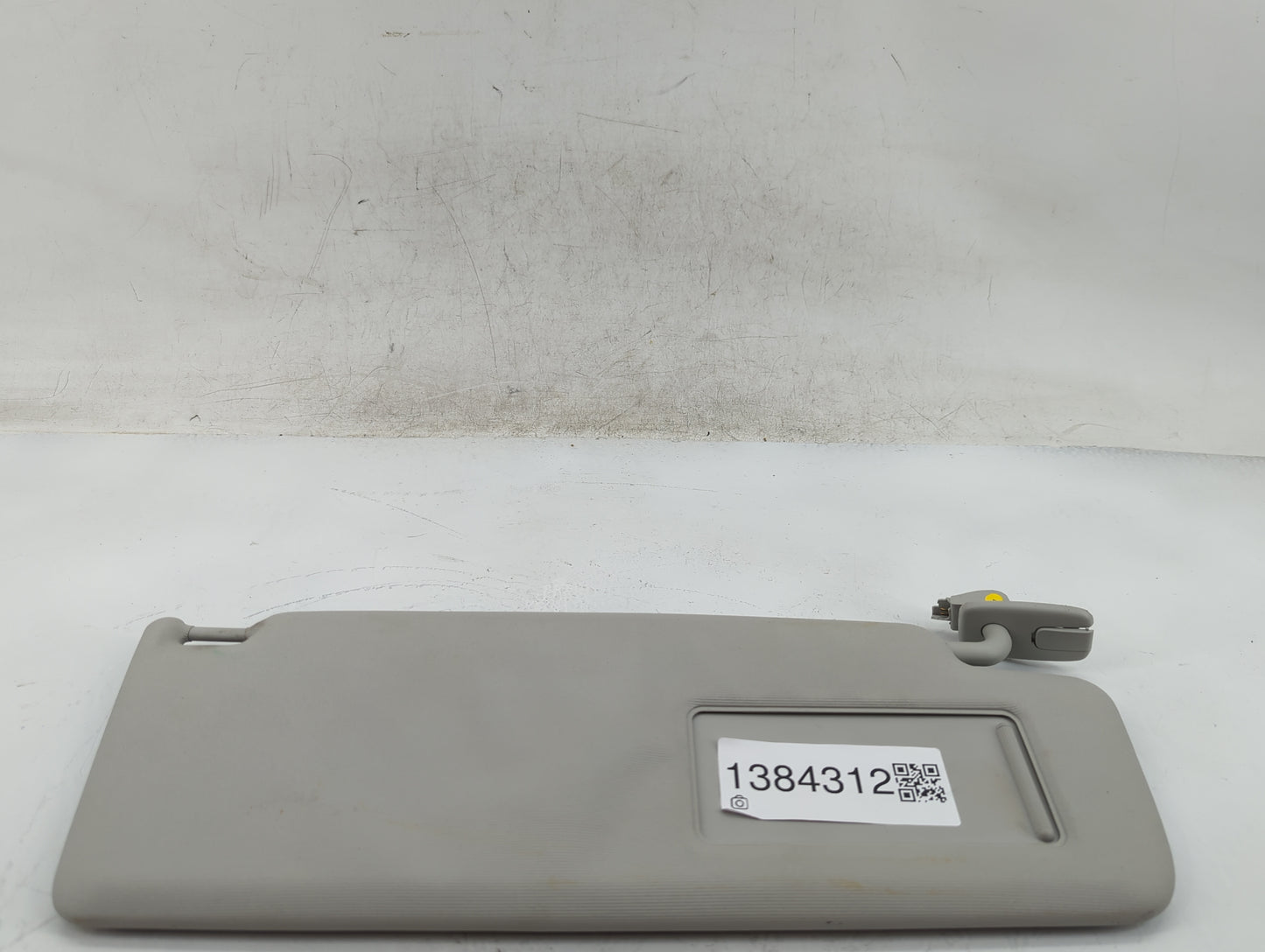 2009-2018 Volkswagen Tiguan Sun Visor Shade Replacement Passenger Right Mirror Fits OEM Used Auto Parts - Oemusedautoparts1.