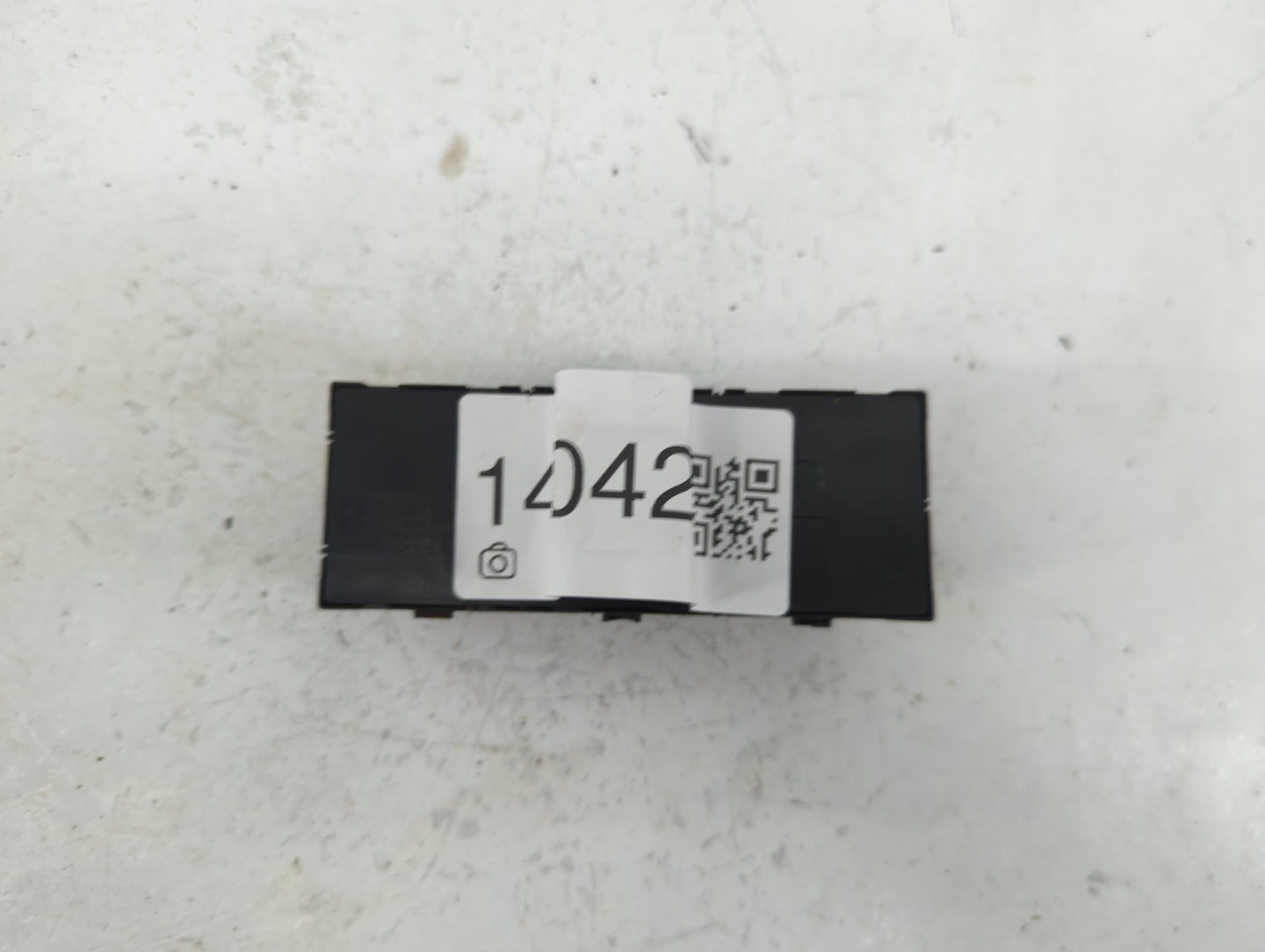 2009-2018 Volkswagen Tiguan Master Power Window Switch Replacement Driver Side Left P/N:1K4 959 857 B Fits OEM Used Auto Par