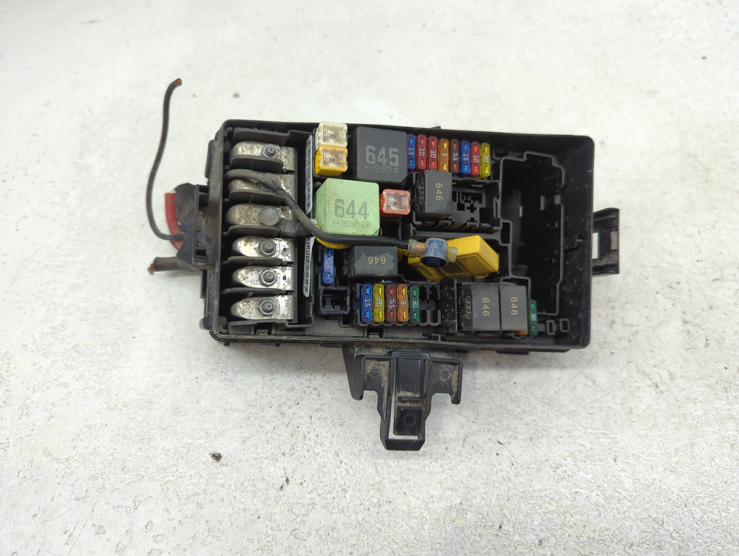 2018-2022 Volkswagen Tiguan Fusebox Fuse Box Panel Relay Module P/N:5Q0 937 132 B 6351-2386 Fits OEM Used Auto Parts - Oemus