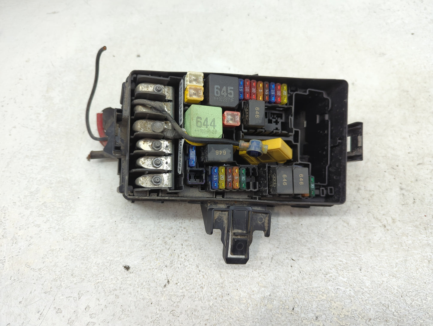 2018-2022 Volkswagen Tiguan Fusebox Fuse Box Panel Relay Module P/N:5Q0 937 132 B 6351-2386 Fits OEM Used Auto Parts - Oemus