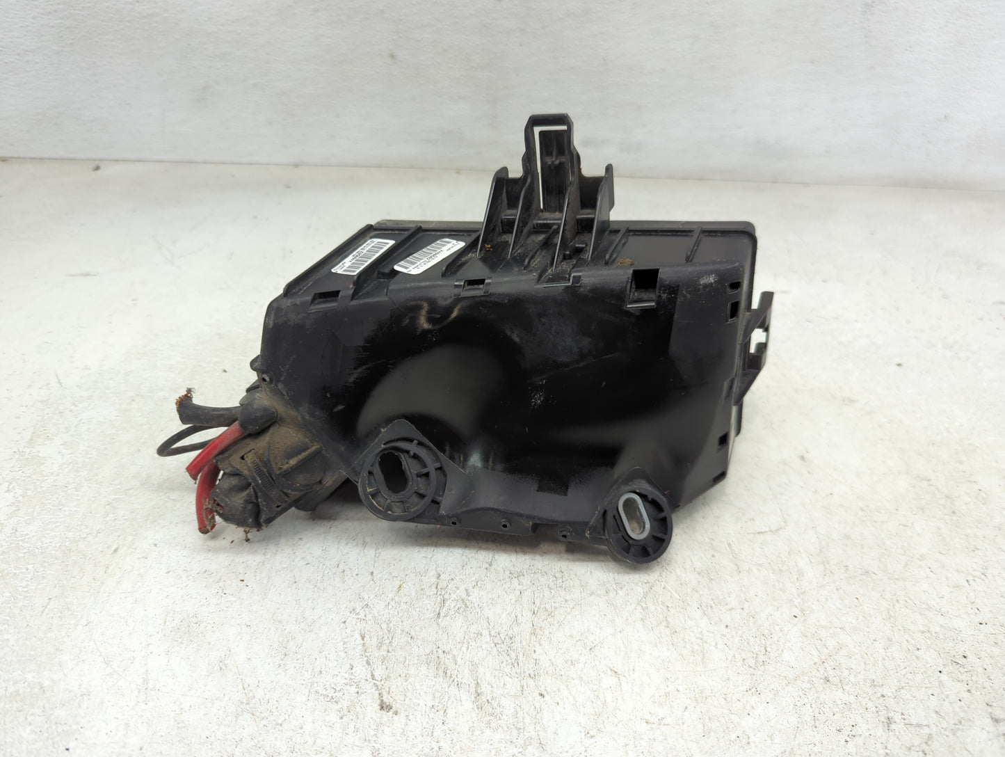 2018-2022 Volkswagen Tiguan Fusebox Fuse Box Panel Relay Module P/N:5Q0 937 132 B 6351-2386 Fits OEM Used Auto Parts - Oemus