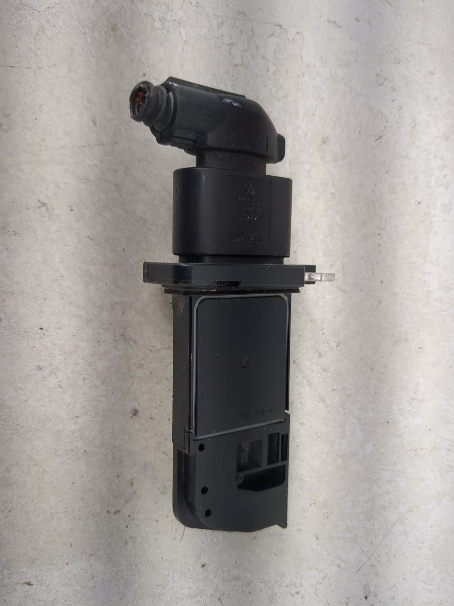 2009-2018 Volkswagen Tiguan Mass Air Flow Meter Maf 1485571 - Oemusedautoparts1.com