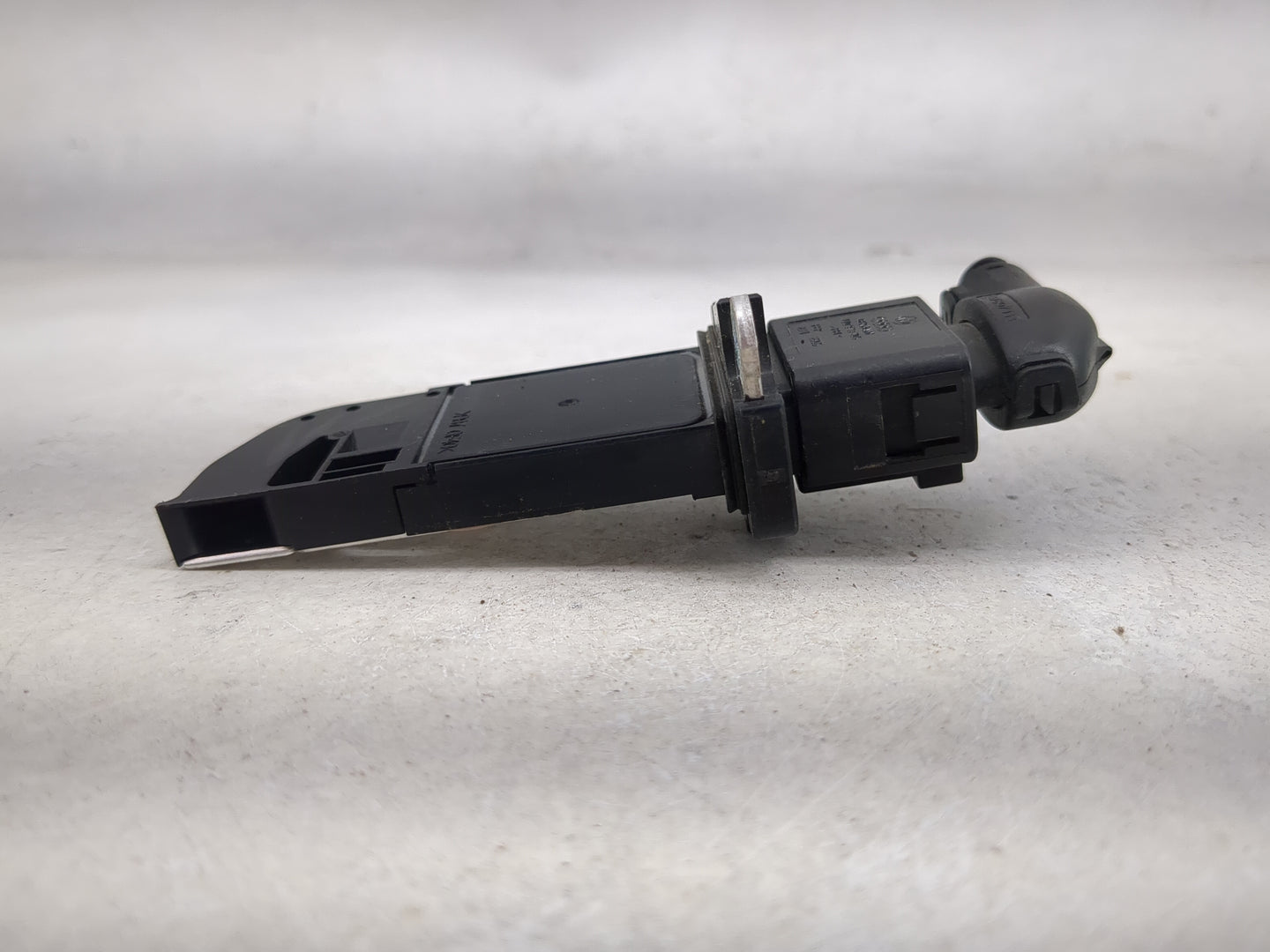 2009-2018 Volkswagen Tiguan Mass Air Flow Meter Maf 1485571 - Oemusedautoparts1.com