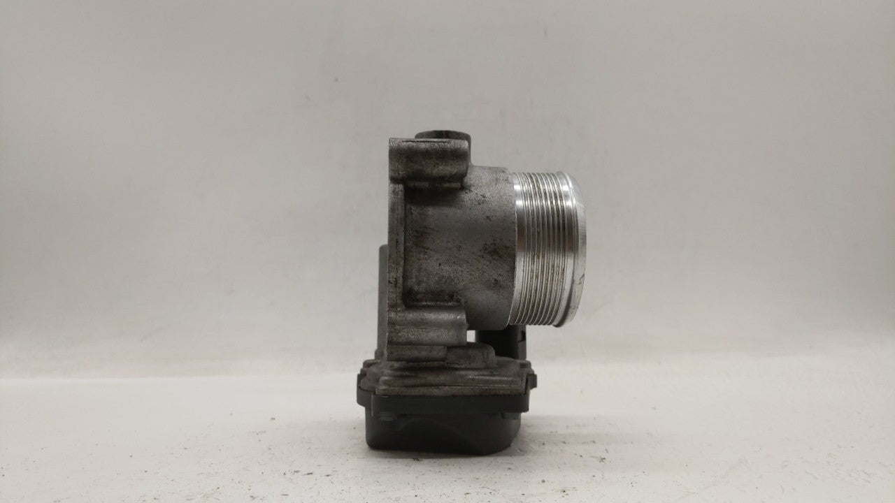 2009-2018 Volkswagen Tiguan Throttle Body P/N:E8-2103-0-09305-00485 06F 133 062 E Fits OEM Used Auto Parts - Oemusedautopart