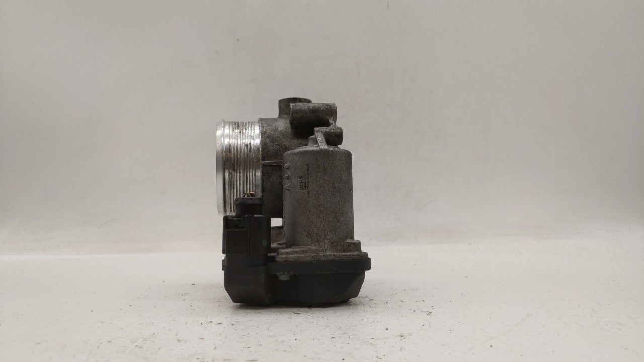 2009-2018 Volkswagen Tiguan Throttle Body P/N:E8-2103-0-09305-00485 06F 133 062 E Fits OEM Used Auto Parts - Oemusedautopart