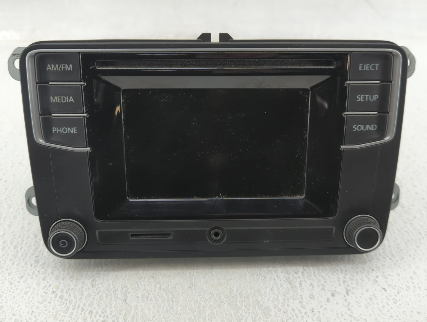 Volkswagen Tiguan Am Fm Cd Player Radio Receiver - Oemusedautoparts1.com