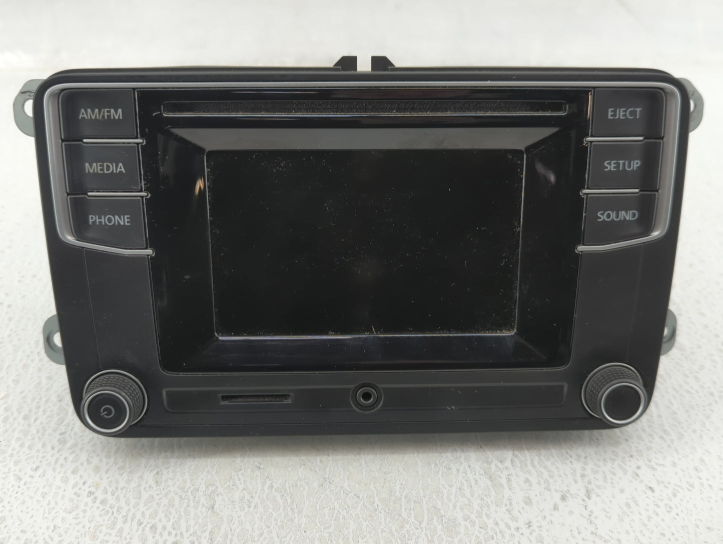 Volkswagen Tiguan Am Fm Cd Player Radio Receiver - Oemusedautoparts1.com