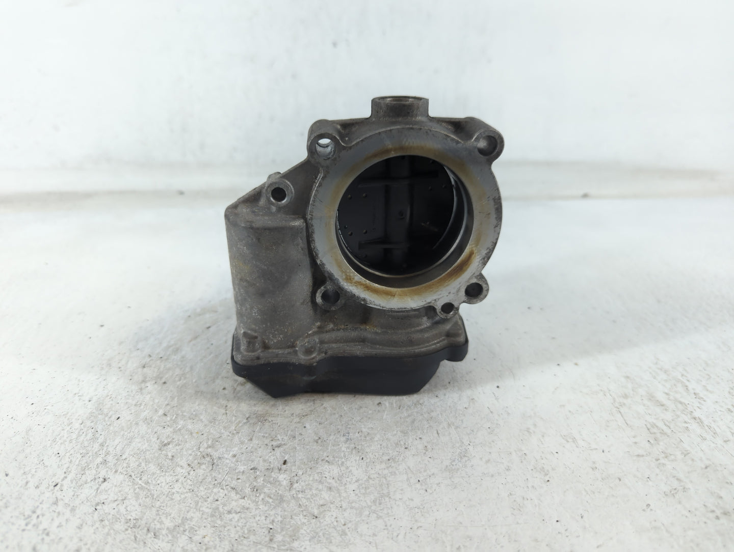 2009-2018 Volkswagen Tiguan Throttle Body P/N:A2C82494100 06F 133 062 T Fits OEM Used Auto Parts - Oemusedautoparts1.com