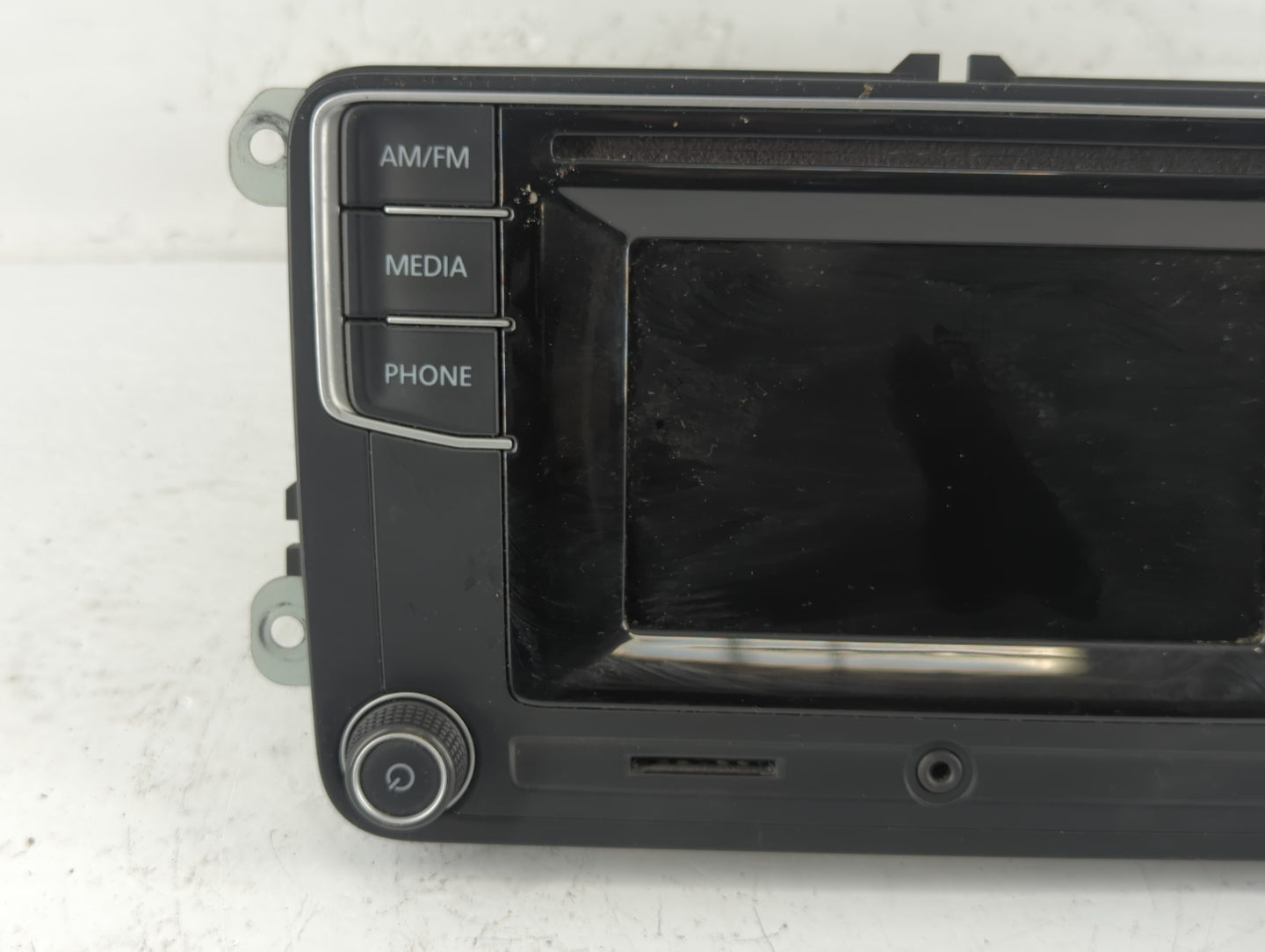 2016 Volkswagen Tiguan Radio AM FM Cd Player Receiver Replacement P/N:561 035 150 Fits Fits 2013 2014 2015 2017 OEM Used Aut