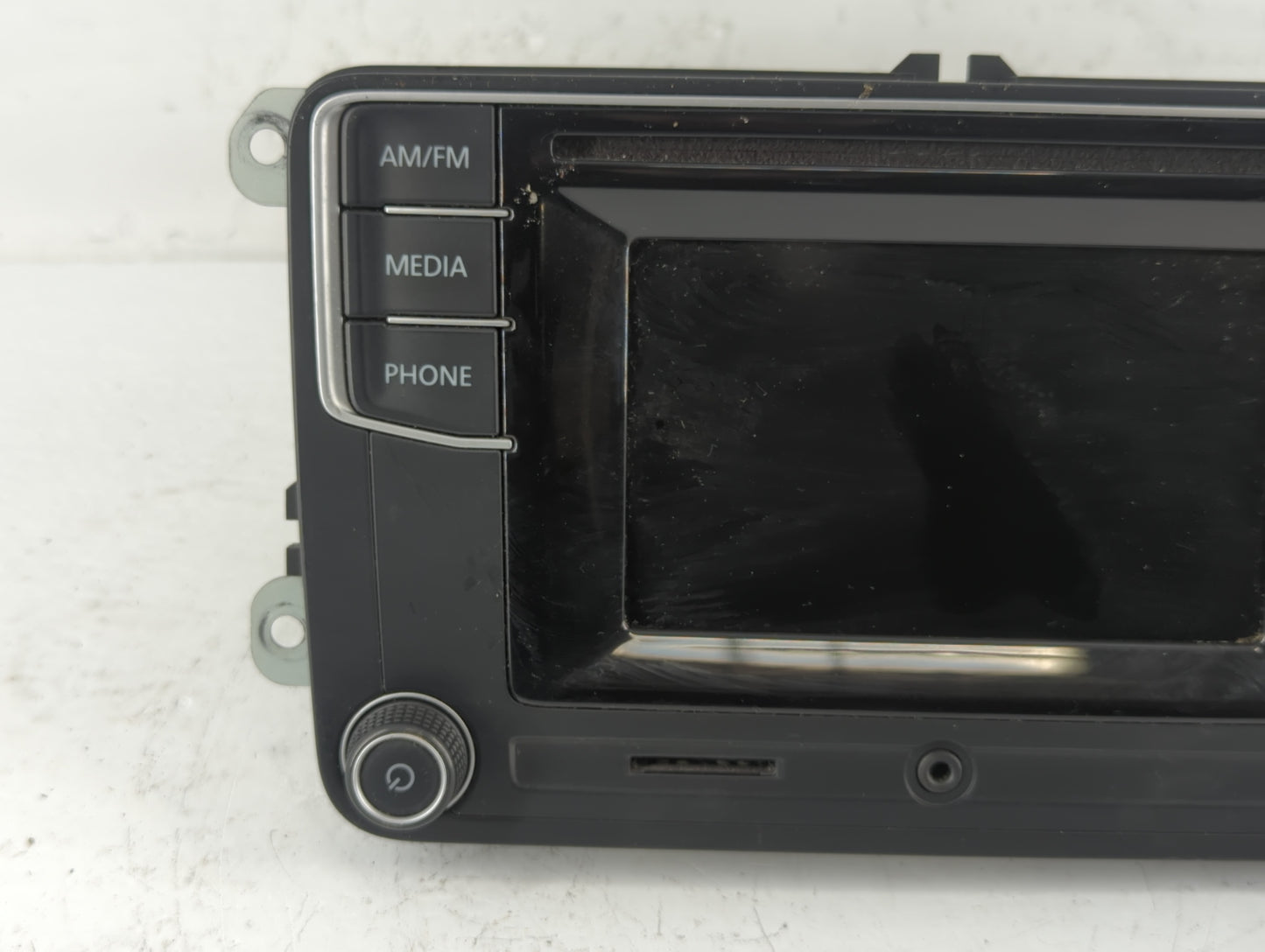 2016 Volkswagen Tiguan Radio AM FM Cd Player Receiver Replacement P/N:561 035 150 Fits Fits 2013 2014 2015 2017 OEM Used Aut