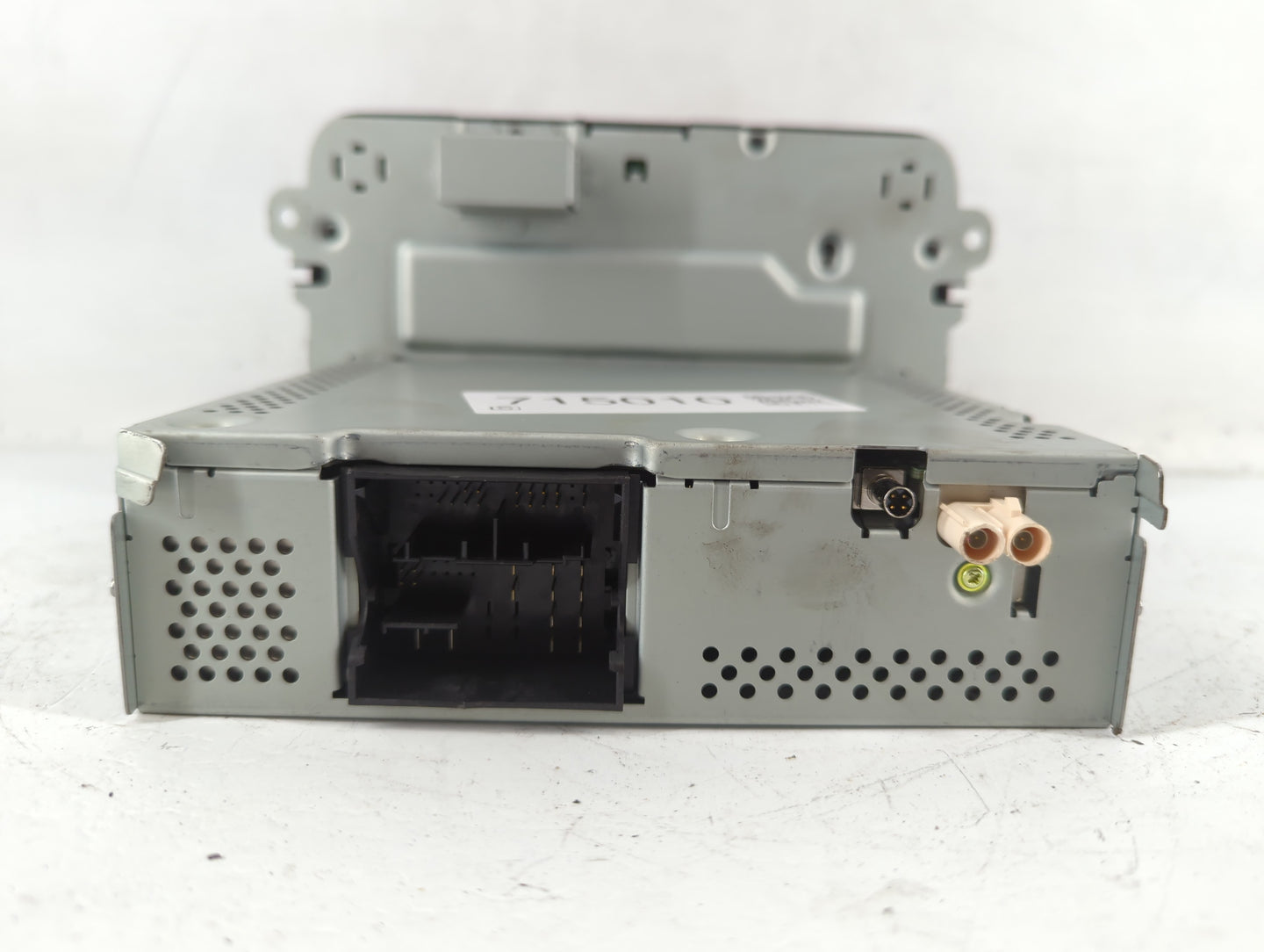 2016 Volkswagen Tiguan Radio AM FM Cd Player Receiver Replacement P/N:561 035 150 Fits Fits 2013 2014 2015 2017 OEM Used Aut