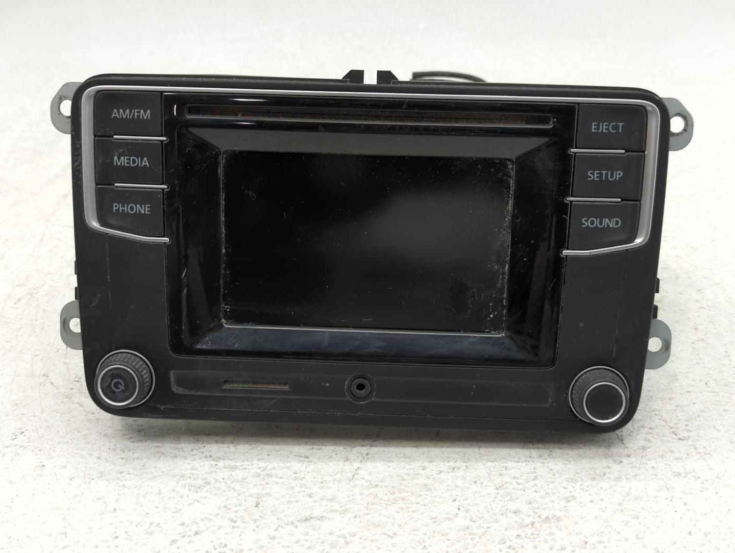 2009-2017 Volkswagen Tiguan Am Fm Cd Player Radio Receiver - Oemusedautoparts1.com