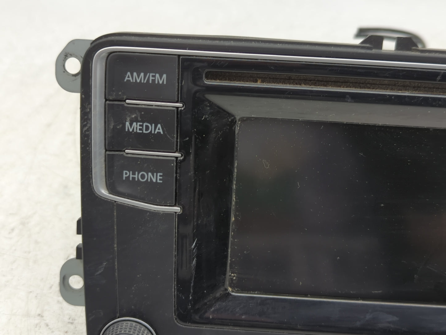 2009-2017 Volkswagen Tiguan Am Fm Cd Player Radio Receiver - Oemusedautoparts1.com