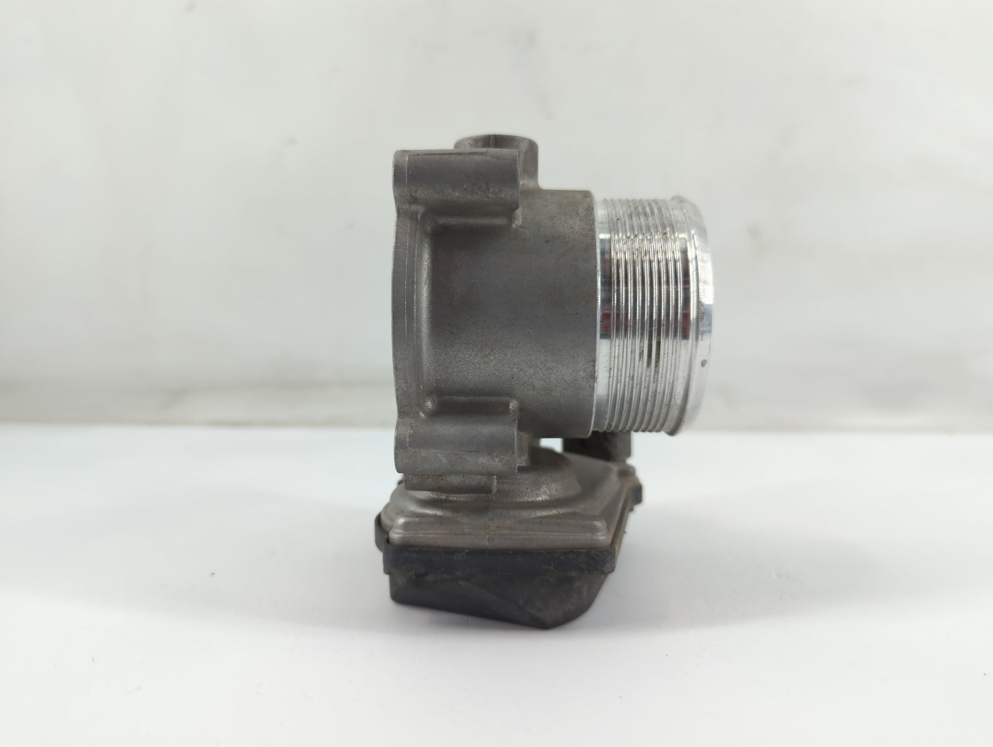 2009-2018 Volkswagen Tiguan Throttle Body P/N:A2C82494100 06F 133 062 T Fits OEM Used Auto Parts - Oemusedautoparts1.com