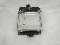 2015-2016 Volkswagen Touareg PCM Engine Control Computer ECU ECM PCU OEM P/N:7P0907565A Fits Fits 2015 2016 OEM Used Auto Pa