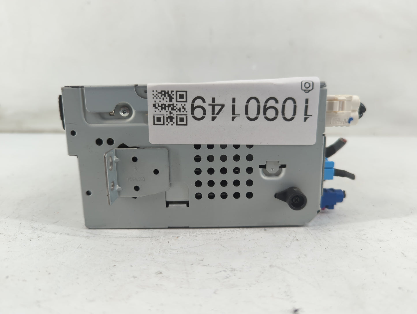 2016-2018 Volvo S60 Radio AM FM Cd Player Receiver Replacement P/N:31421739AF Fits Fits 2016 2017 2018 OEM Used Auto Parts -