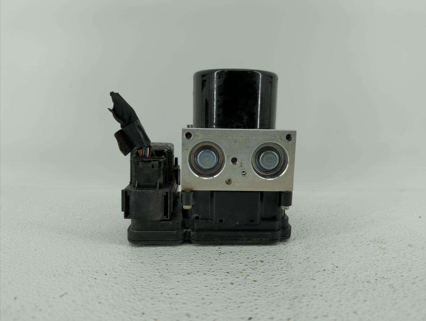 2015-2018 Volvo S60 ABS Pump Control Module Replacement P/N:P31423348 P31400544 Fits Fits 2015 2016 2017 2018 OEM Used Auto 