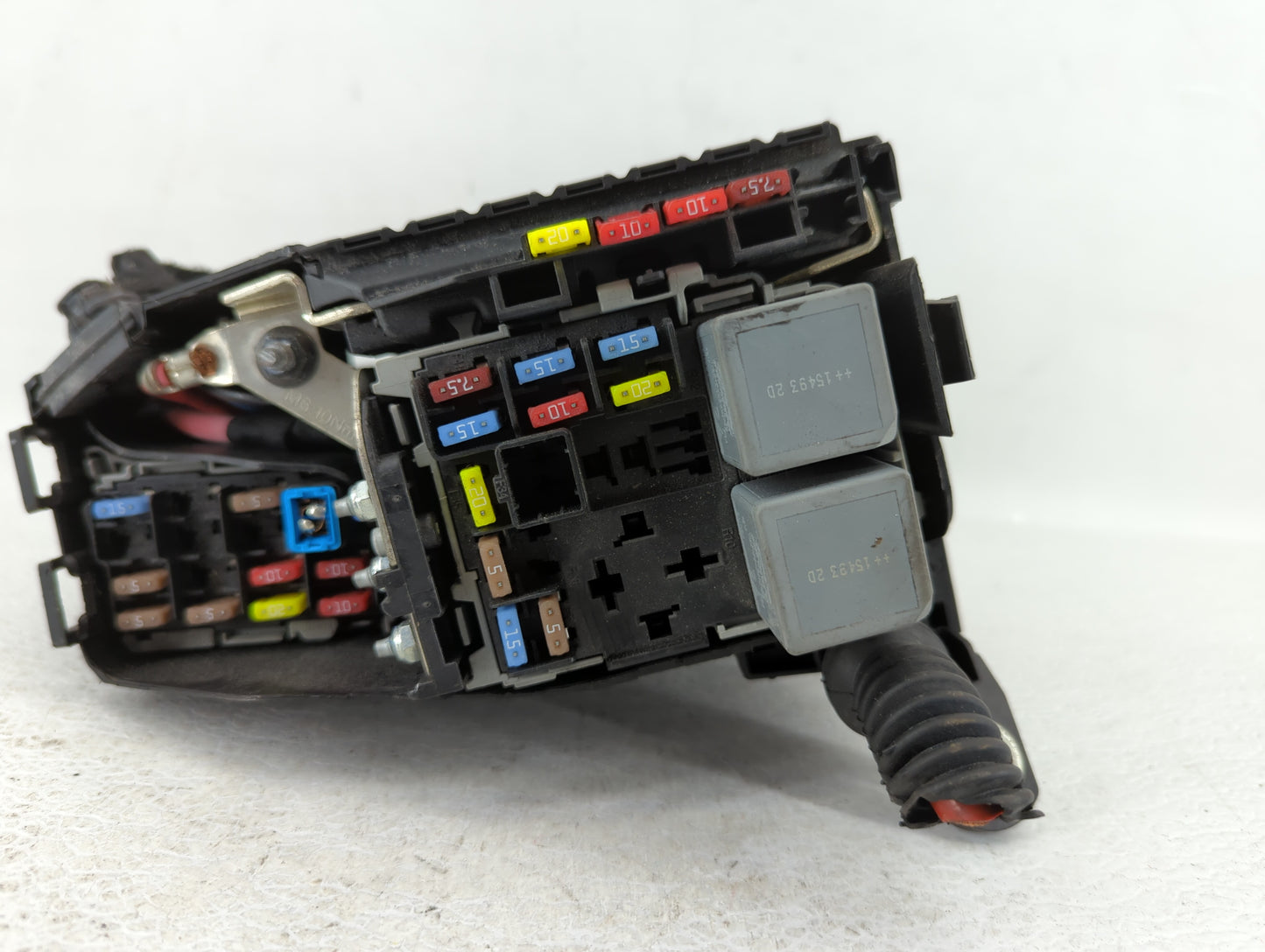 2014-2018 Volvo S60 Fusebox Fuse Box Panel Relay Module P/N:6G9T-14A067-CA Fits Fits 2012 2014 2015 2016 2017 2018 OEM Used 