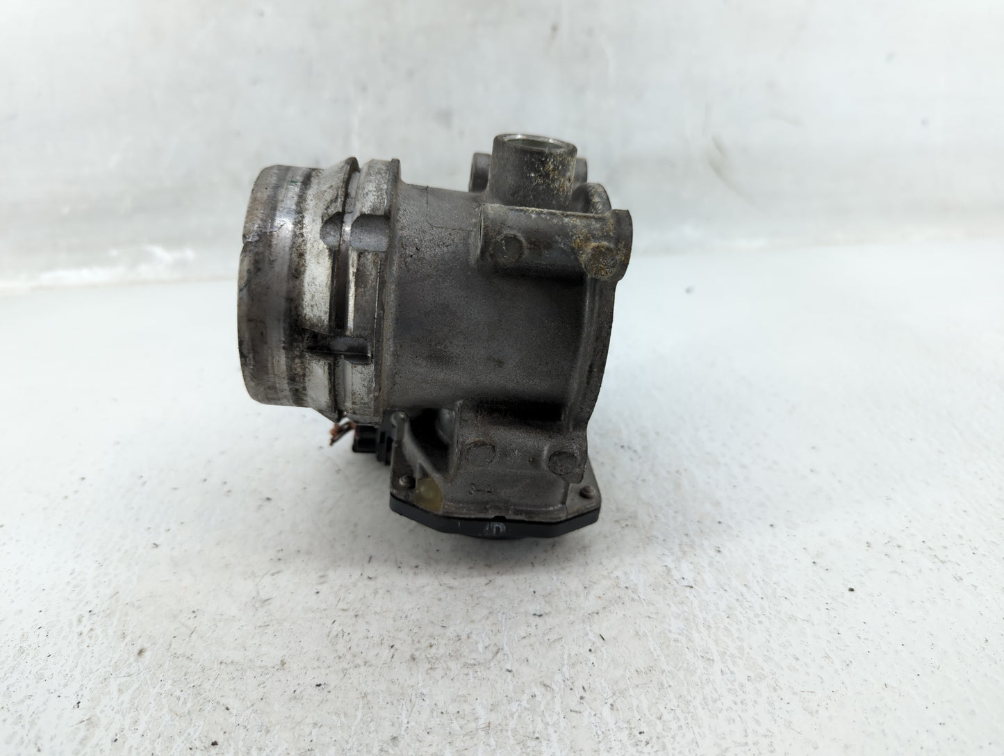 2013-2016 Volvo S60 Throttle Body P/N:78HL13-2510030-AAA Fits Fits 2013 2014 2015 2016 OEM Used Auto Parts - Oemusedautopart