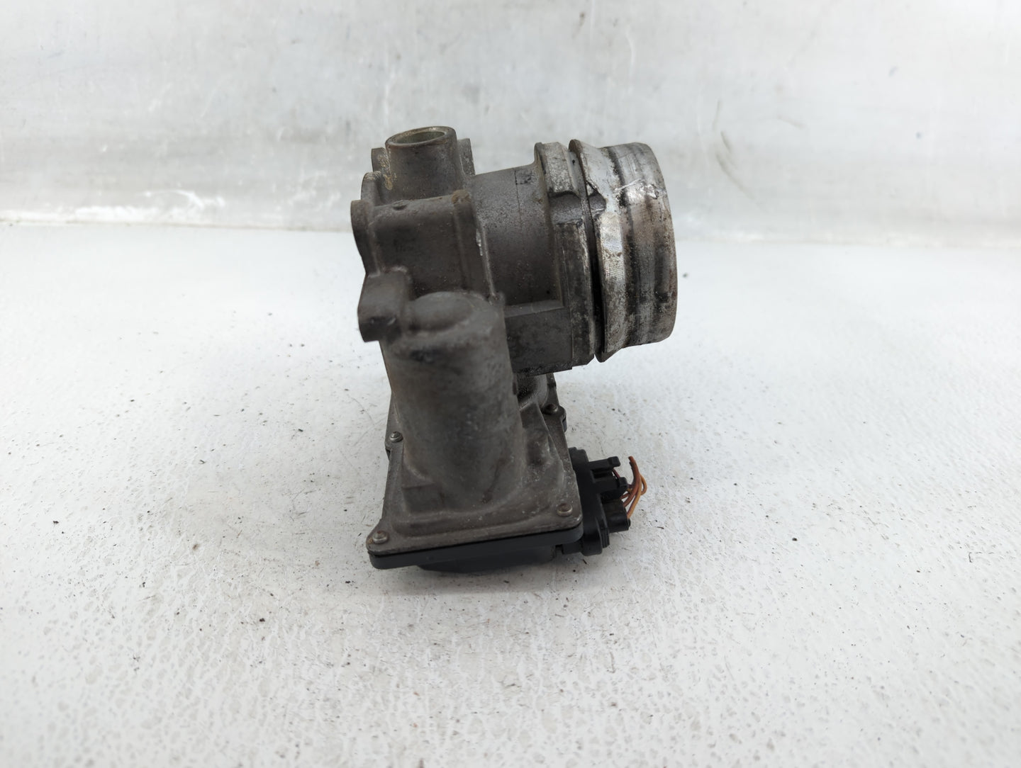 2013-2016 Volvo S60 Throttle Body P/N:78HL13-2510030-AAA Fits Fits 2013 2014 2015 2016 OEM Used Auto Parts - Oemusedautopart