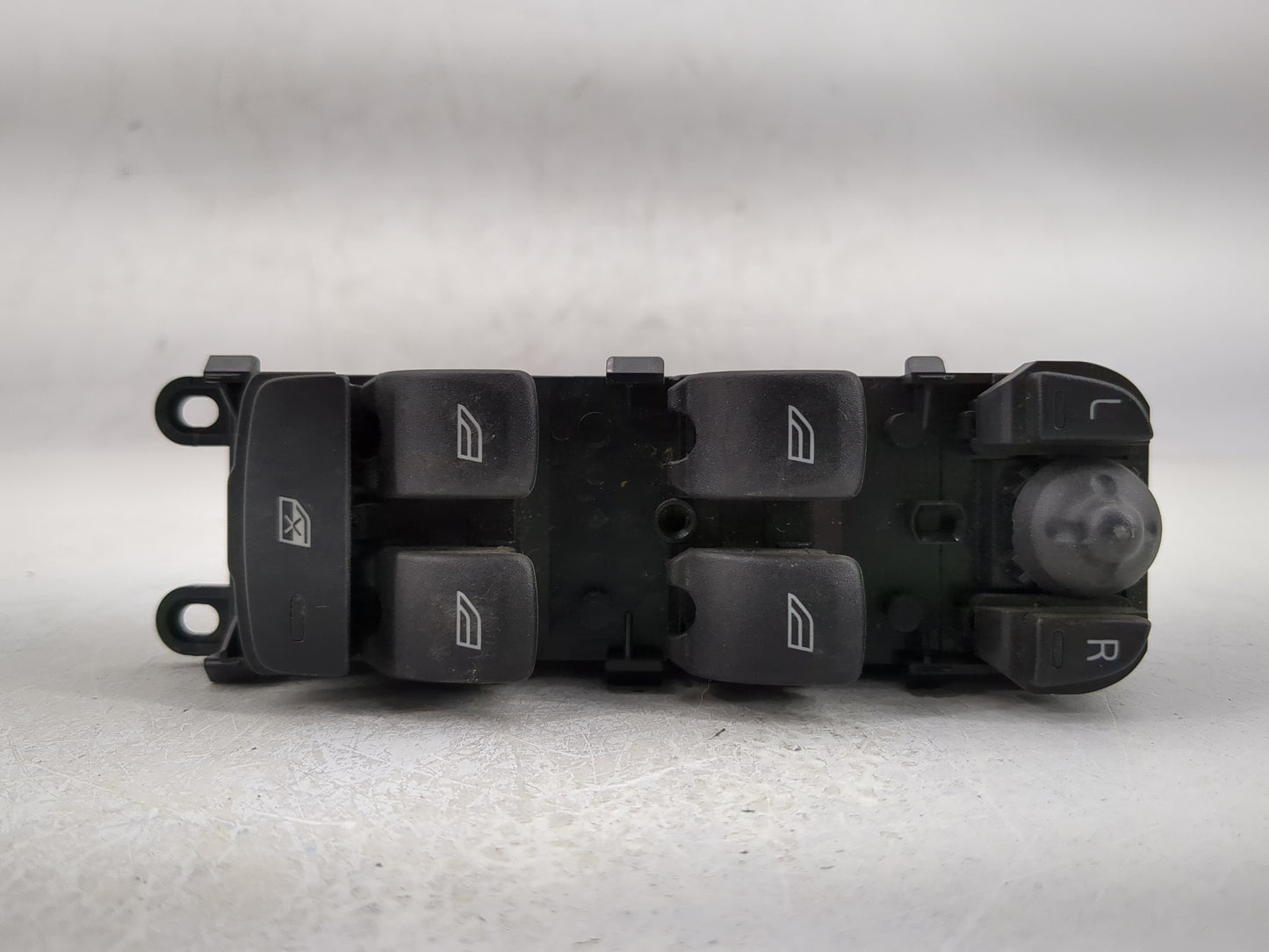 2016 Volvo S80 Master Power Window Switch Replacement Driver Side Left P/N:31334567 Fits OEM Used Auto Parts - Oemusedautopa