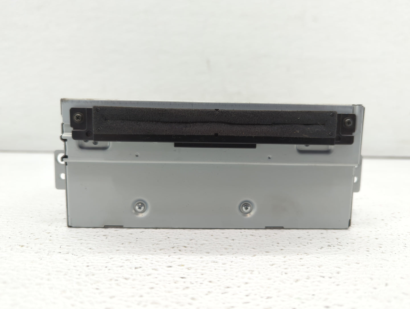 2016-2018 Volvo V60 Am Fm Cd Player Radio Receiver - Oemusedautoparts1.com