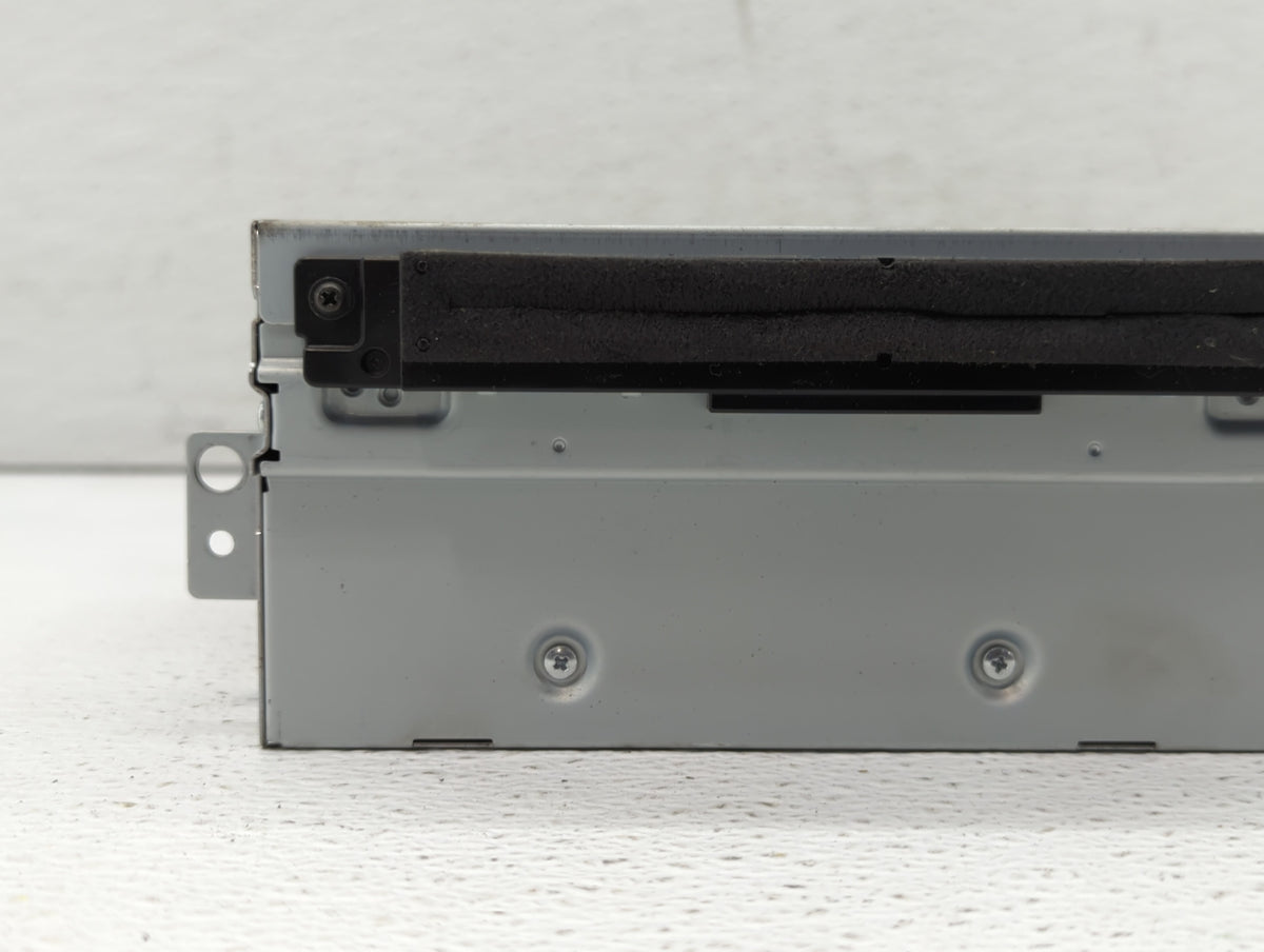 2016-2018 Volvo V60 Am Fm Cd Player Radio Receiver 440144 - Oemusedautoparts1.com