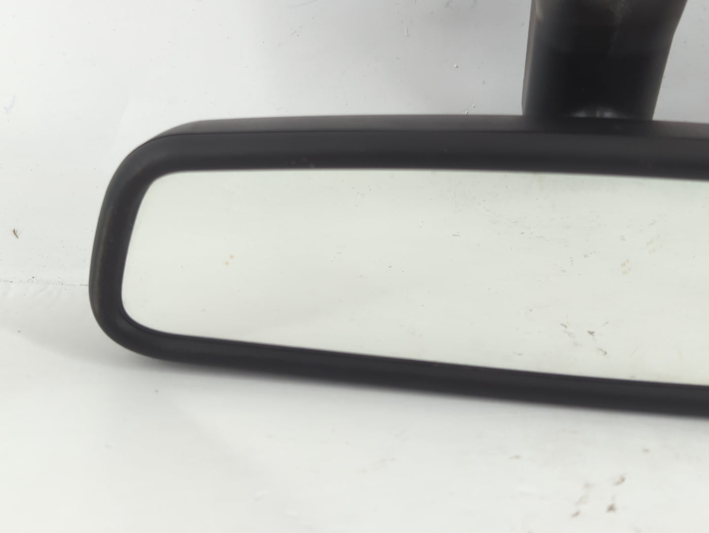 2013-2018 Volvo V60 Interior Rear View Mirror Replacement OEM P/N:E11026394 30799043 Fits OEM Used Auto Parts - Oemusedautop