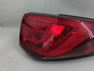 2016 Volvo Xc60 Tail Light Assembly Passenger Right OEM Fits OEM Used Auto Parts
