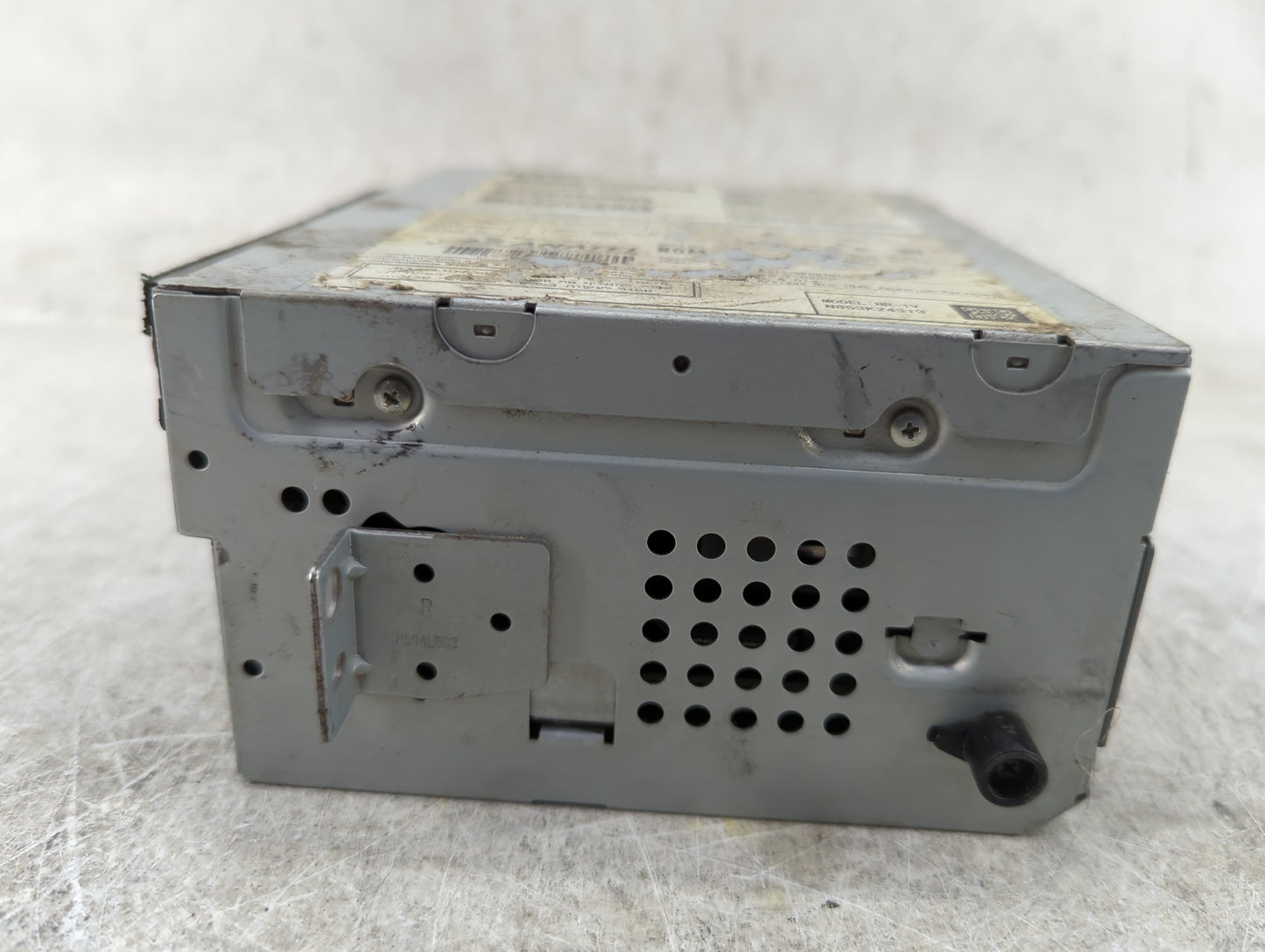 2016 Volvo Xc60 Radio AM FM Cd Player Receiver Replacement P/N:31466882AA 31433869AA, 31462TD, NR-1VU321-3, VOB2705701044 Fi