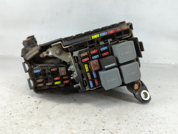 2014-2017 Volvo Xc60 Fusebox Fuse Box Panel Relay Module P/N:30644652 Fits Fits 2012 2014 2015 2016 2017 2018 OEM Used Auto Parts