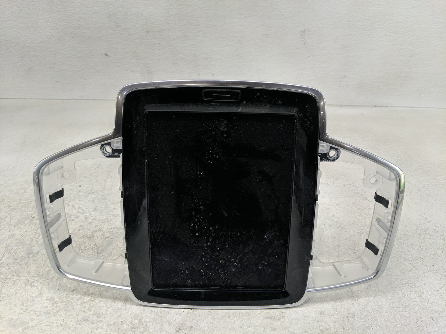 2016 Volvo Xc90 Radio AM FM Cd Player Receiver Replacement P/N:SPA00083703 Fits OEM Used Auto Parts - Oemusedautoparts1.com