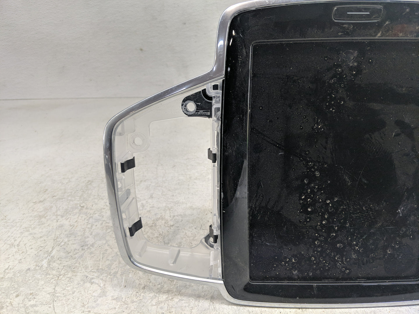 2016 Volvo Xc90 Radio AM FM Cd Player Receiver Replacement P/N:SPA00083703 Fits OEM Used Auto Parts - Oemusedautoparts1.com