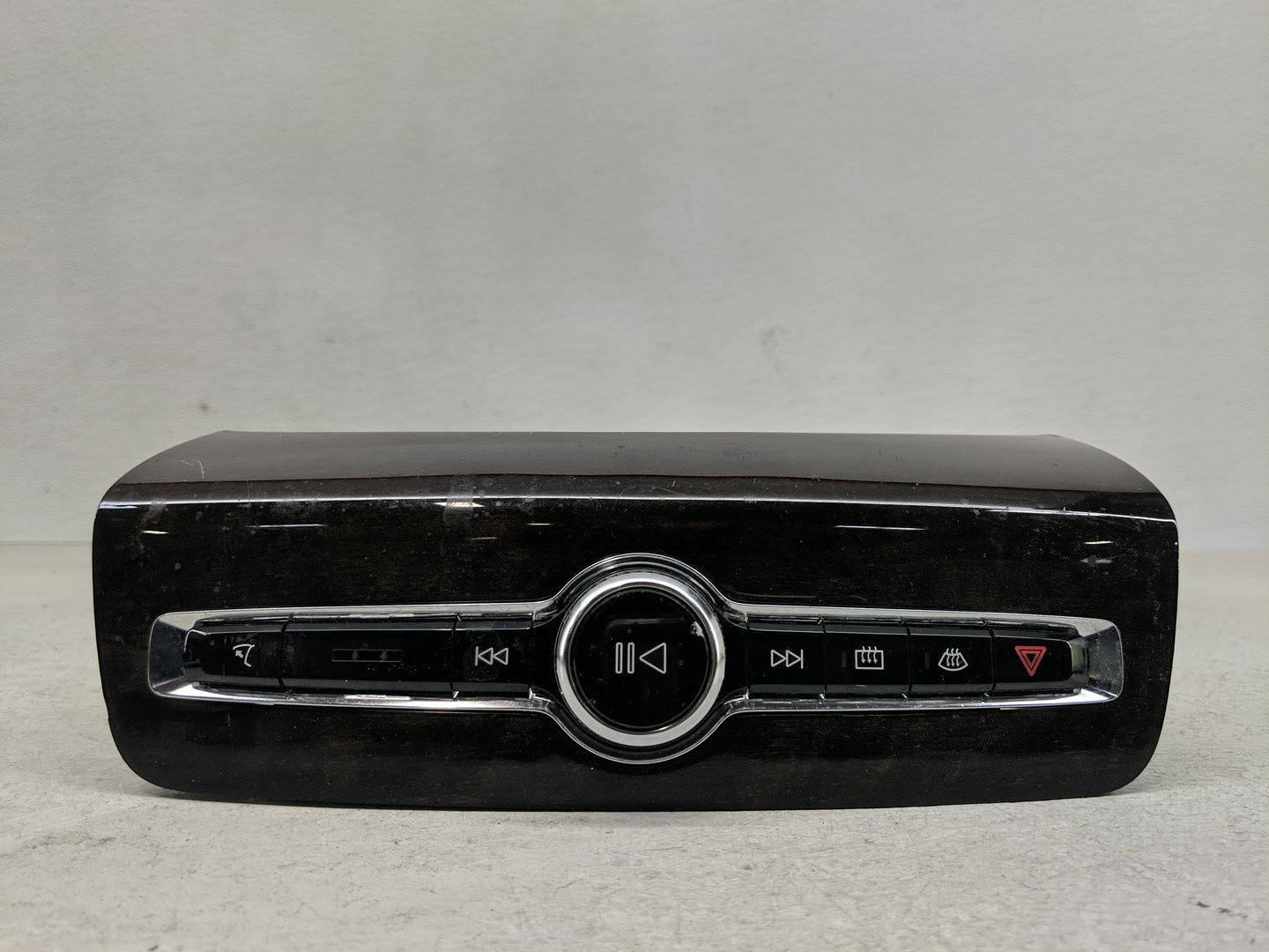 2016 Volvo Xc90 Radio AM FM Cd Player Receiver Replacement P/N:P31346789 Fits OEM Used Auto Parts - Oemusedautoparts1.com