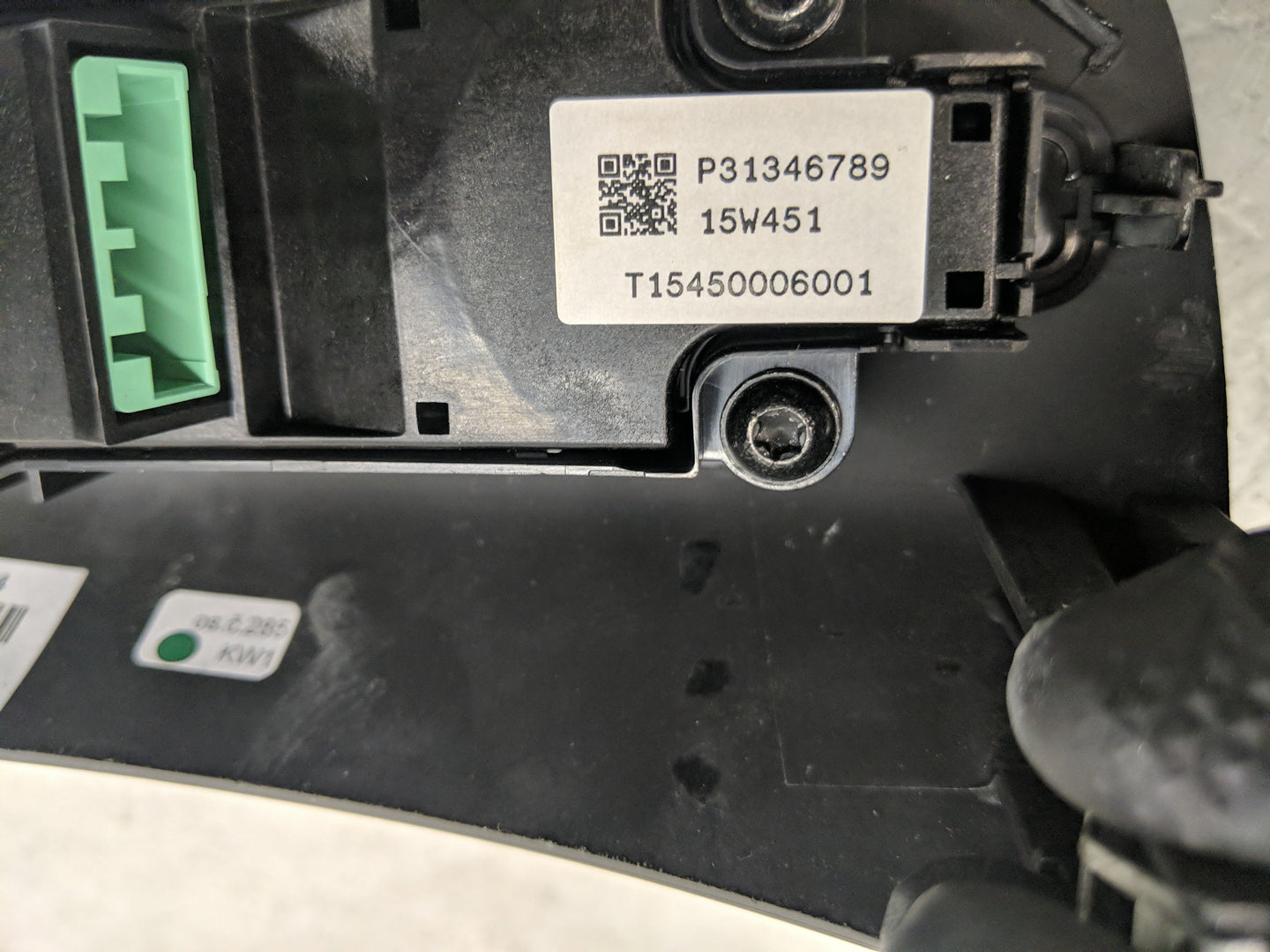 2016 Volvo Xc90 Radio AM FM Cd Player Receiver Replacement P/N:P31346789 Fits OEM Used Auto Parts - Oemusedautoparts1.com