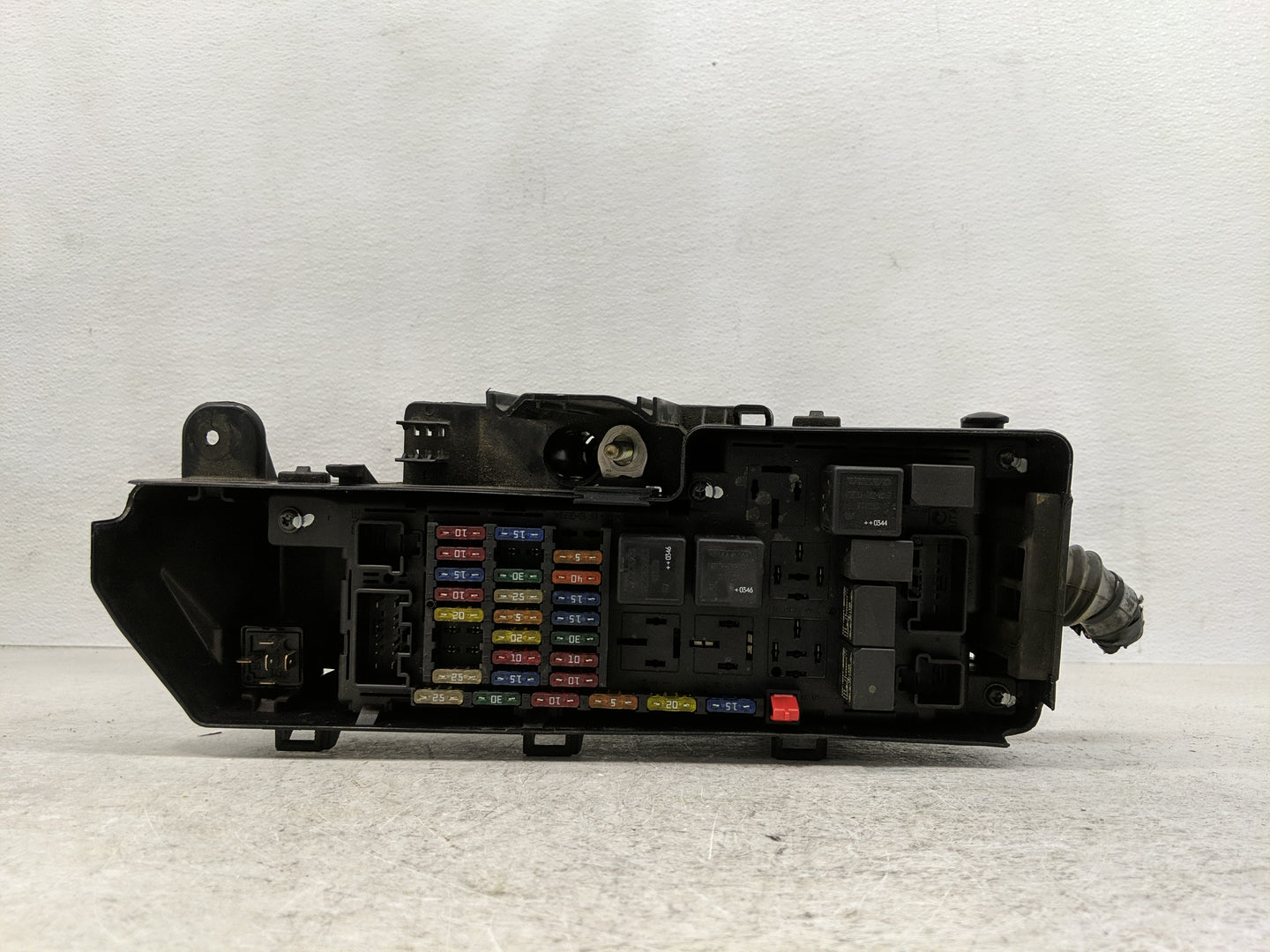 2016-2021 Volvo Xc90 Fusebox Fuse Box Panel Relay Module Fits Fits 2016 2017 2018 2019 2020 2021 OEM Used Auto Parts - Oemus