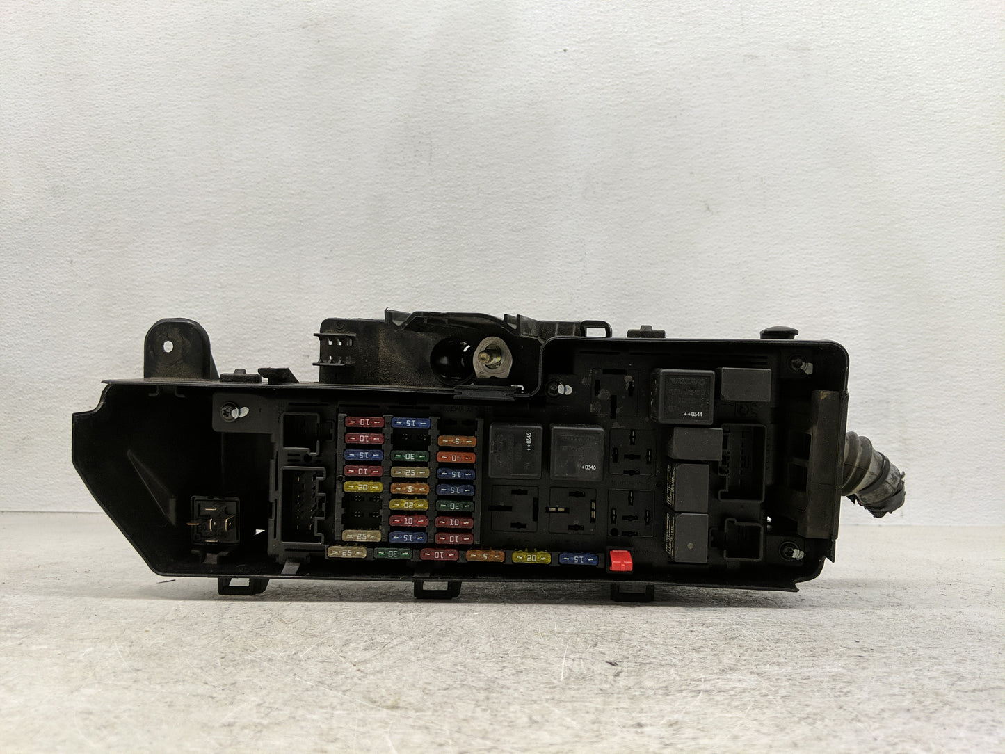 2016-2021 Volvo Xc90 Fusebox Fuse Box Panel Relay Module Fits Fits 2016 2017 2018 2019 2020 2021 OEM Used Auto Parts - Oemus