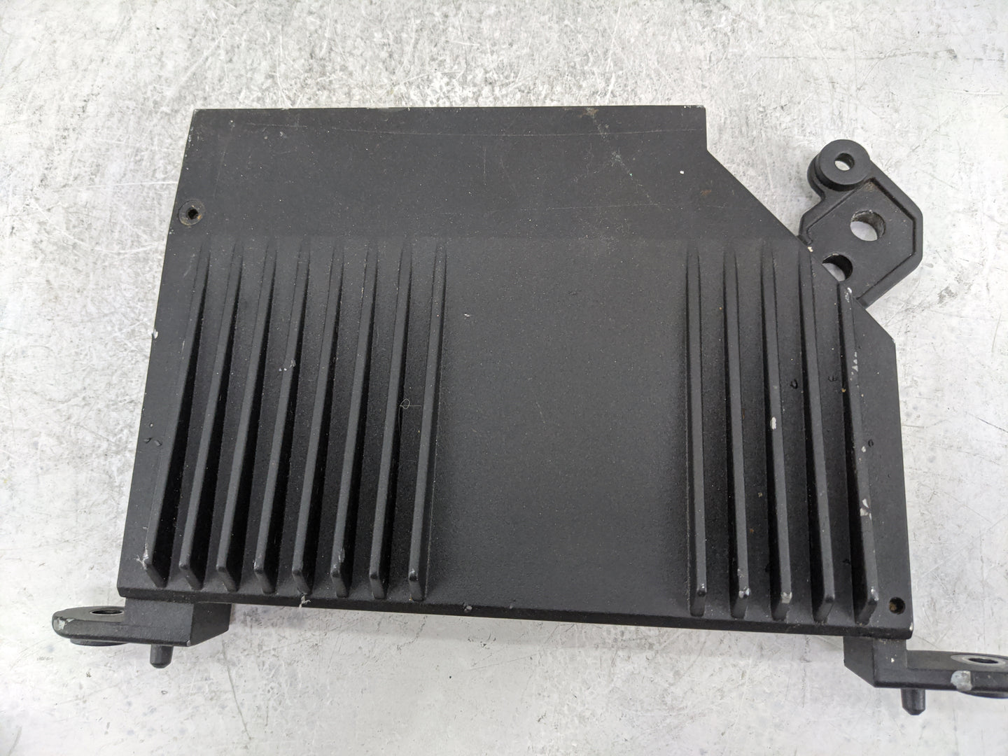 2016-2020 Volvo Xc90 Radio Speaker Amplifier - Oemusedautoparts1.com