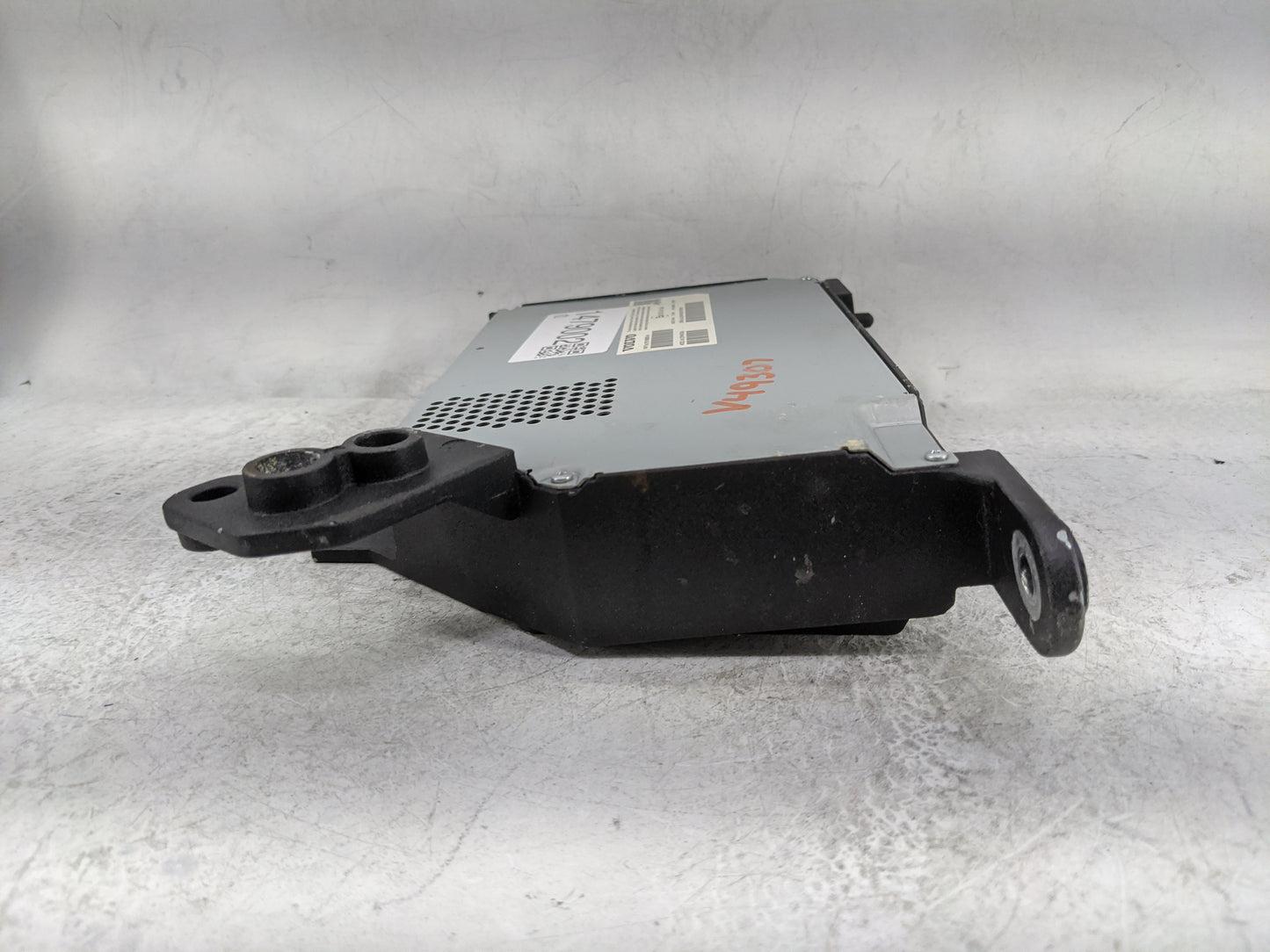 2016-2020 Volvo Xc90 Radio Speaker Amplifier - Oemusedautoparts1.com