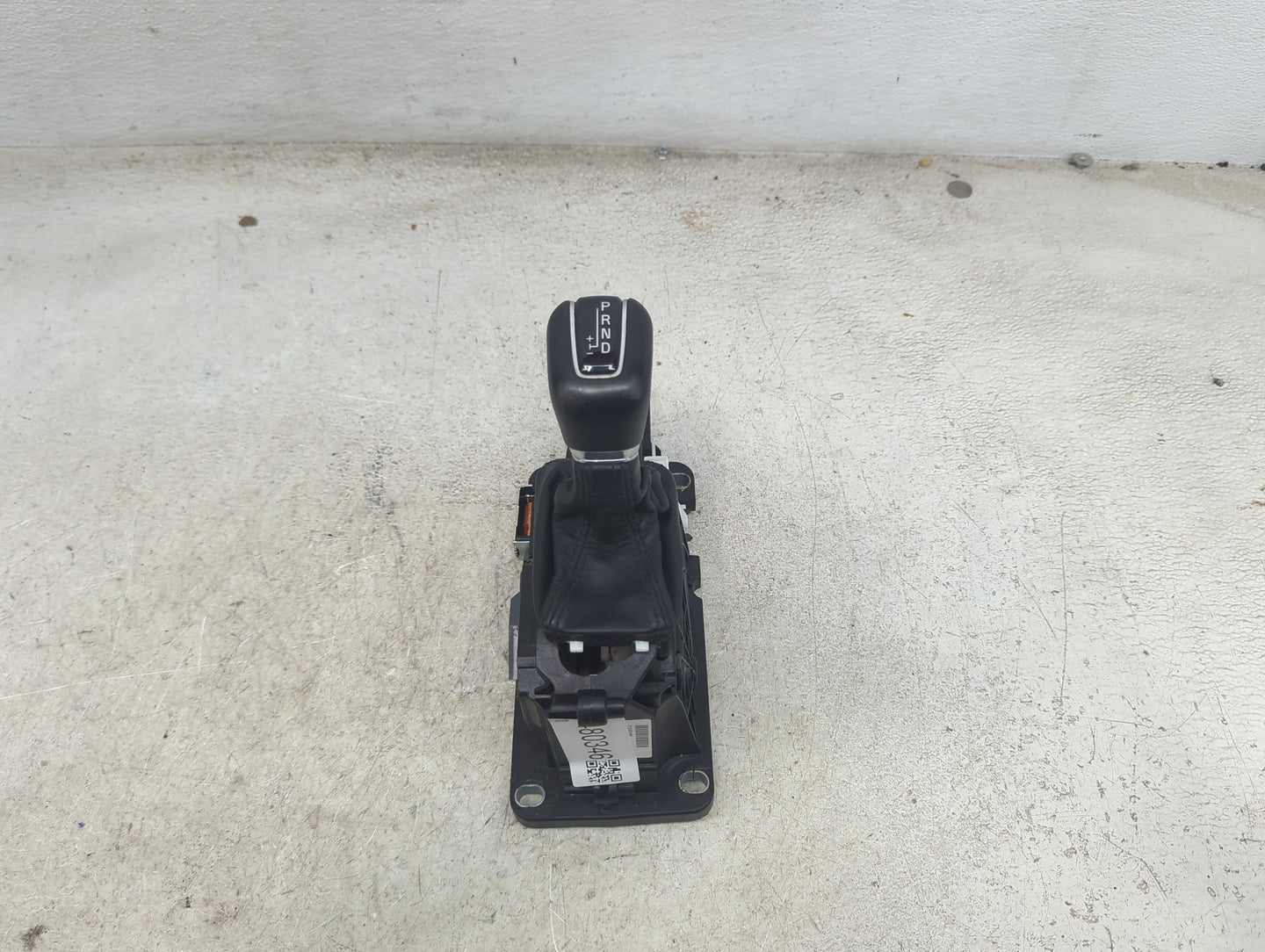 2016 Volvo Xc90 Floor Console Assembly Shifter - Oemusedautoparts1.com