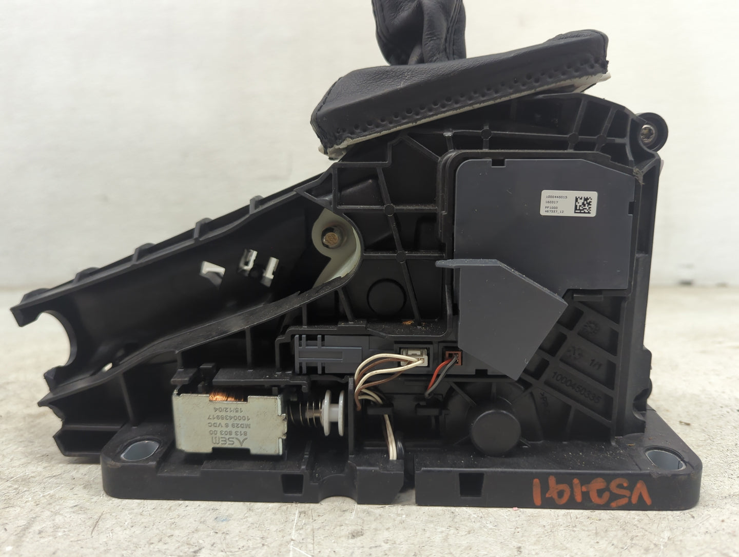 2016 Volvo Xc90 Floor Console Assembly Shifter - Oemusedautoparts1.com