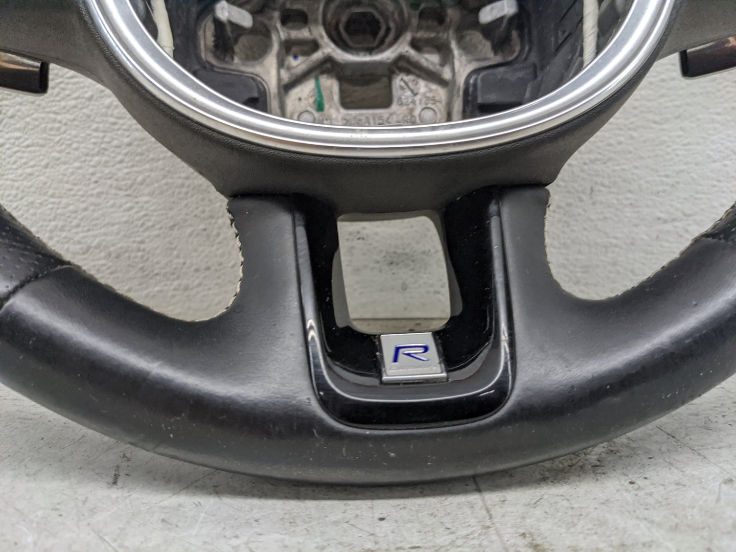 2016 Volvo Xc90 Steering Wheel Oem Black - Oemusedautoparts1.com