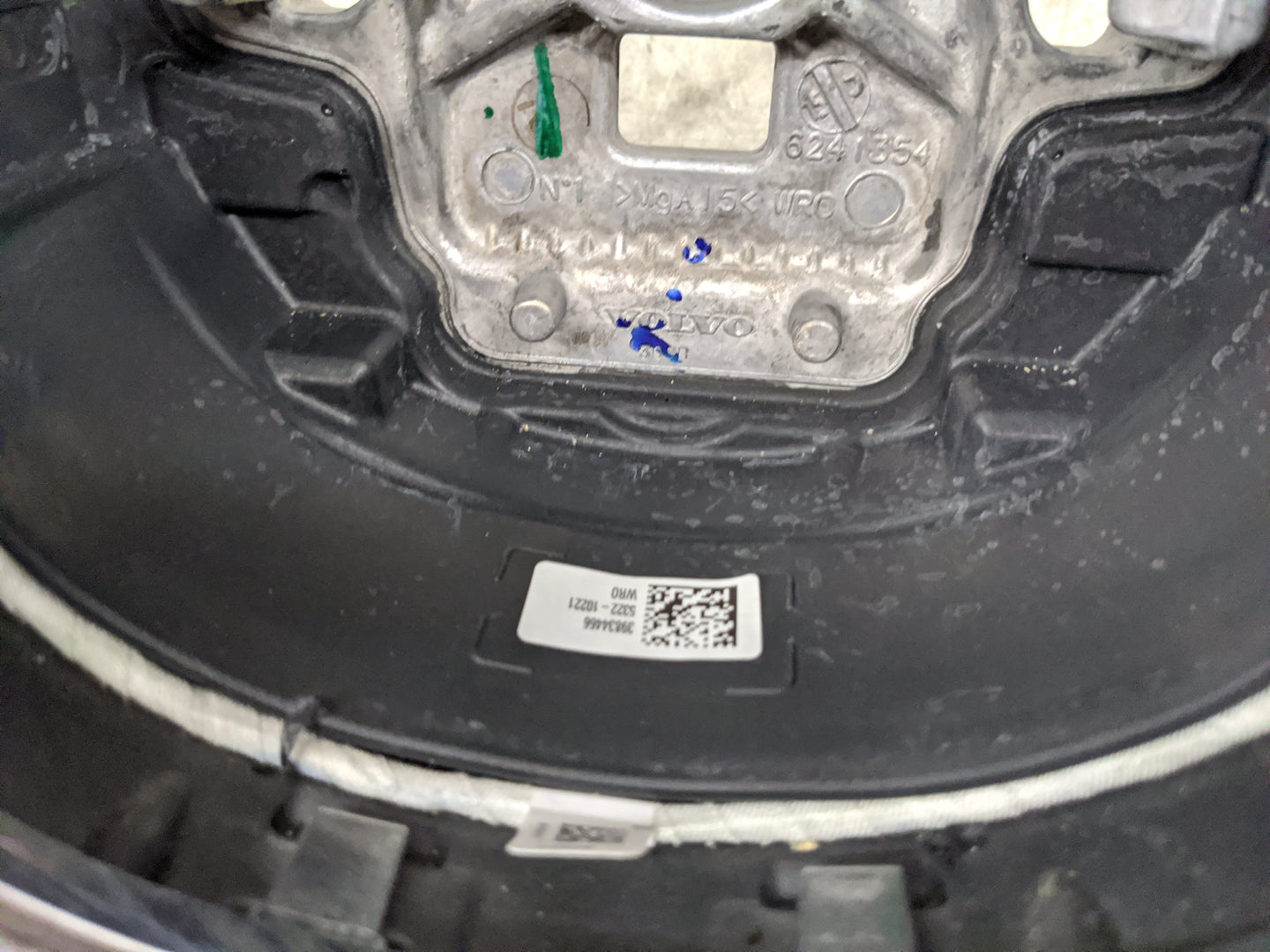 2016 Volvo Xc90 Steering Wheel Oem Black - Oemusedautoparts1.com