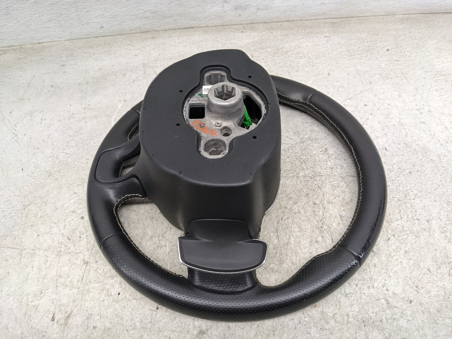 2016 Volvo Xc90 Steering Wheel Oem Black - Oemusedautoparts1.com