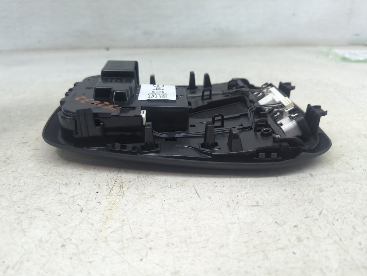 2016-2021 Volvo Xc90 Overhead Roof Console Interior Dome Light Black - Oemusedautoparts1.com