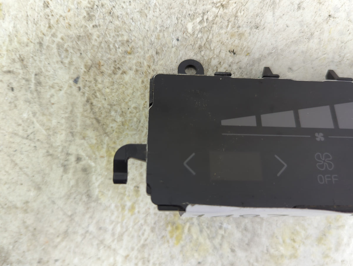 2016-2021 Volvo Xc90 Climate Control Module Temperature AC/Heater Replacement P/N:P31346788 15W321 Fits OEM Used Auto Parts 