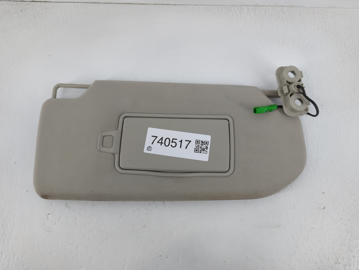 2016-2021 Volvo Xc90 Sun Visor Shade Replacement Passenger Right Mirror Fits Fits 2016 2017 2018 2019 2020 2021 OEM Used Aut