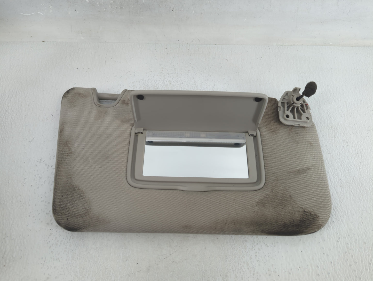 2014-2017 Nissan Rogue Sun Visor Shade Replacement Passenger Right Mirror Fits Fits 2014 2015 2016 2017 OEM Used Auto Parts 